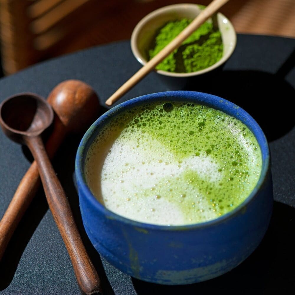 Kaliteli Matcha tozu çeşitleri - matcha fırçası ve bambu karıştırıcı, matcha seti, matcha kasesi, bambu spoon kaşık